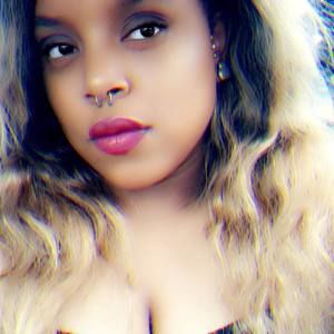 Meet your Posher, Mikayla